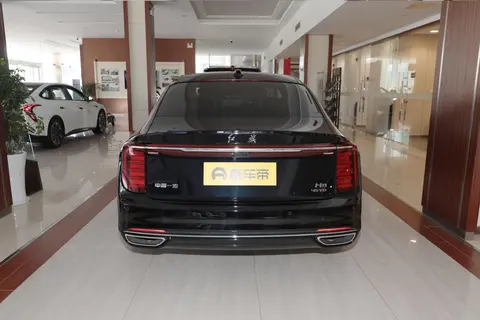 红旗H9选购全攻略：从气场到细节，找到你的中式豪华最优解